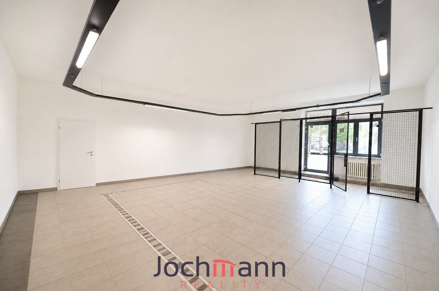 Obchodní prostory · 358 m² · Novohradská 746, České Budějovice 6 - 3