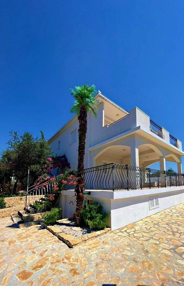 Prodej rodinný dům - Rogoznica, Chorvatsko, 240 m² - 2