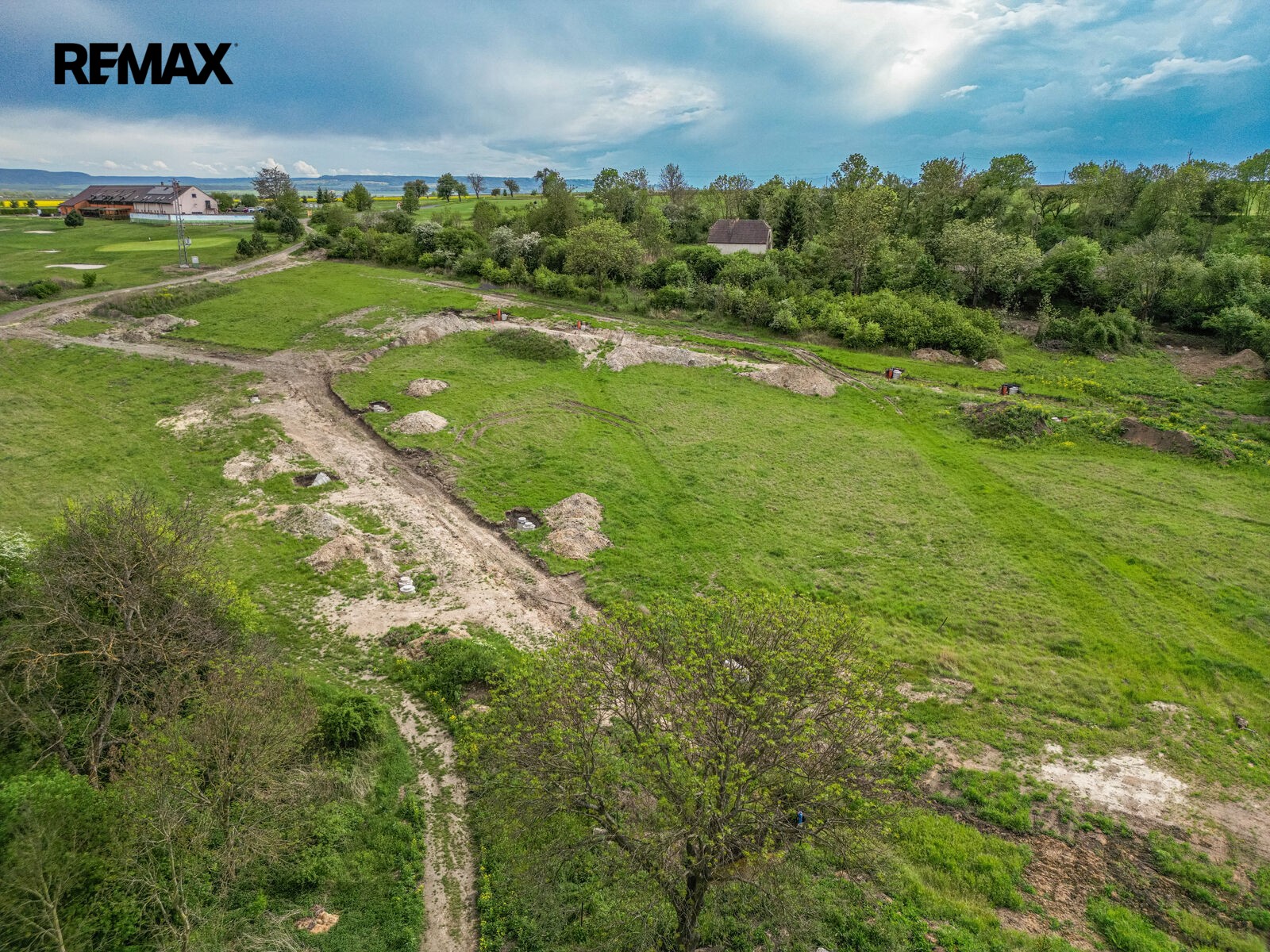 Pozemek pro bydlení · 1 000 m² · Bitozeves - 4