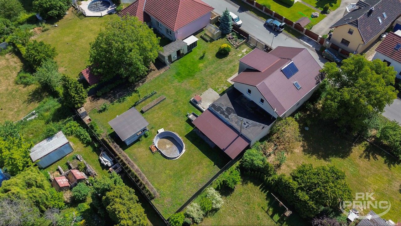 Prodej rodinný dům - Luční, Tišice, 240 m²