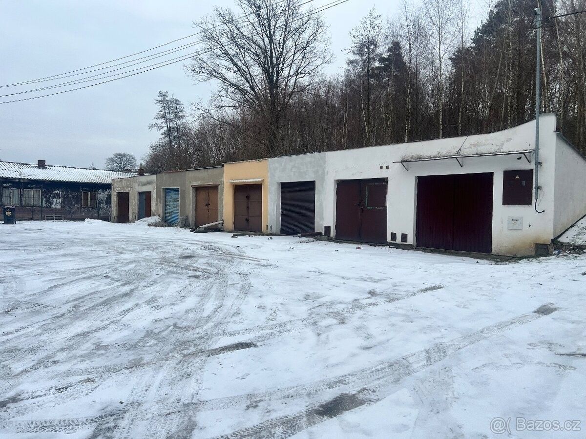 Garáže, Ostrava, 708 00