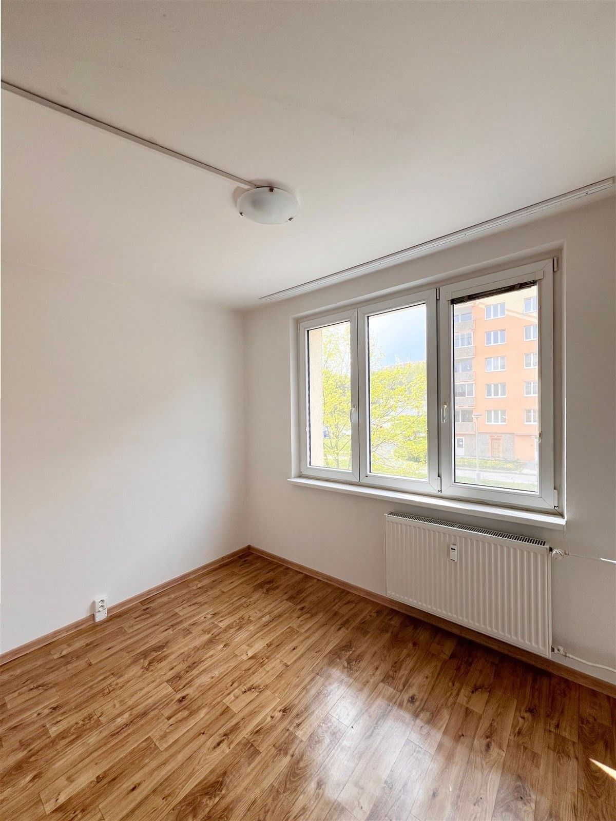 Pronájem byt 2+1 - Borová 5161, Chomutov, 60 m² - 5
