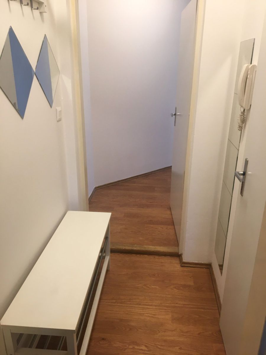 Pronájem byt 1+kk - Pod Sychrovem Ⅰ, Praha - Vršovice, 24 m² - 5