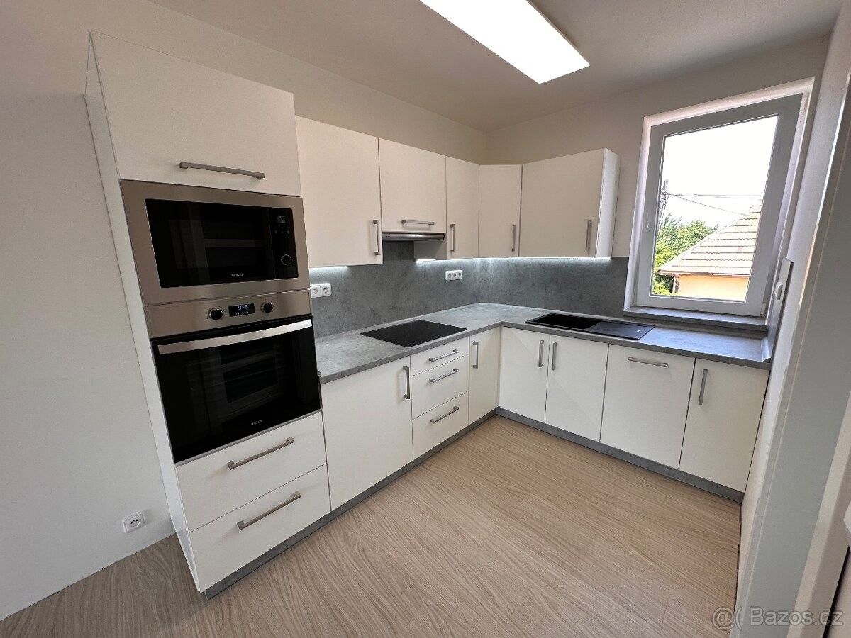 Byty, Neratovice, 277 11