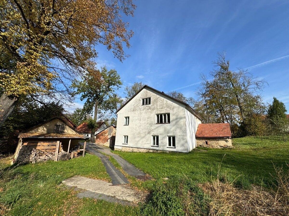 Chaty, Bernartice nad Odrou, 741 01