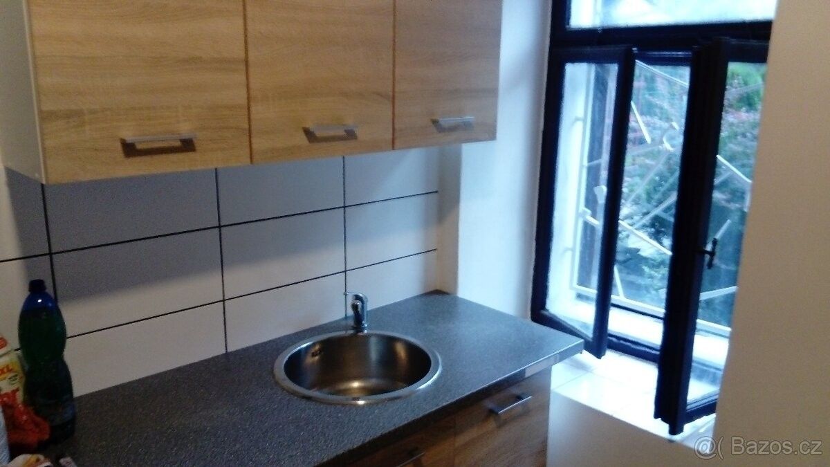 Pronájem byt - Jablonec nad Nisou, 466 01
