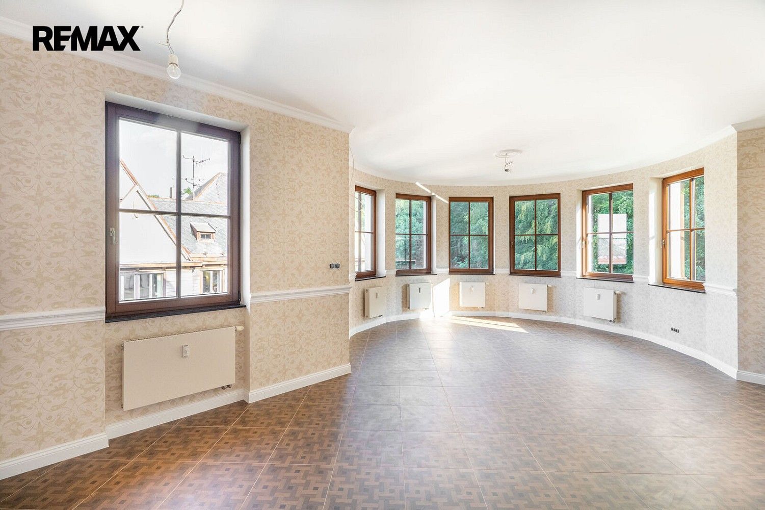 6+kk a více, Karlovy Vary, Karlovarský kraj, 537 m² - 1