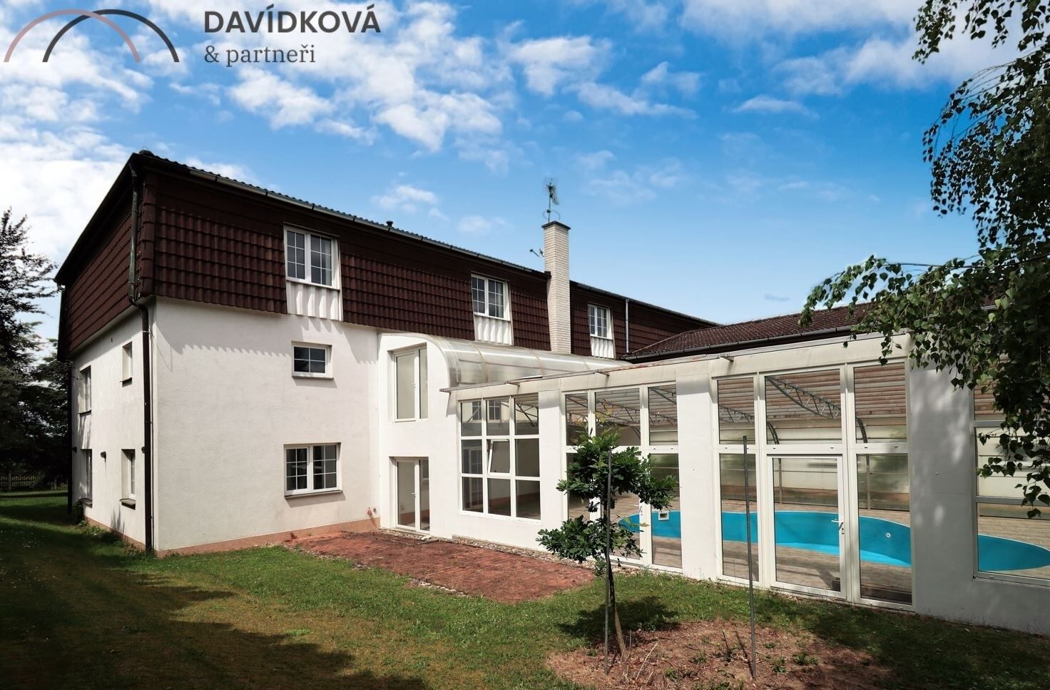 Rodinné domy, Komorní Hrádek, Chocerady, 1 m²