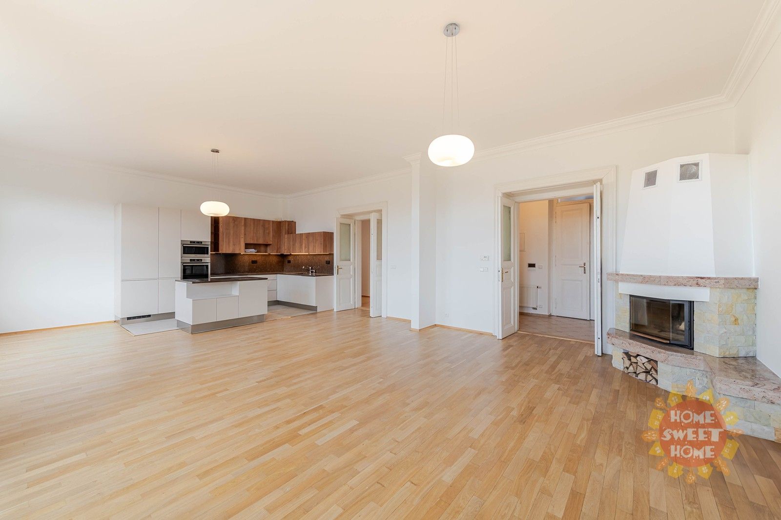 Pronájem byt 4+kk - Na Moráni, Praha, 155 m²