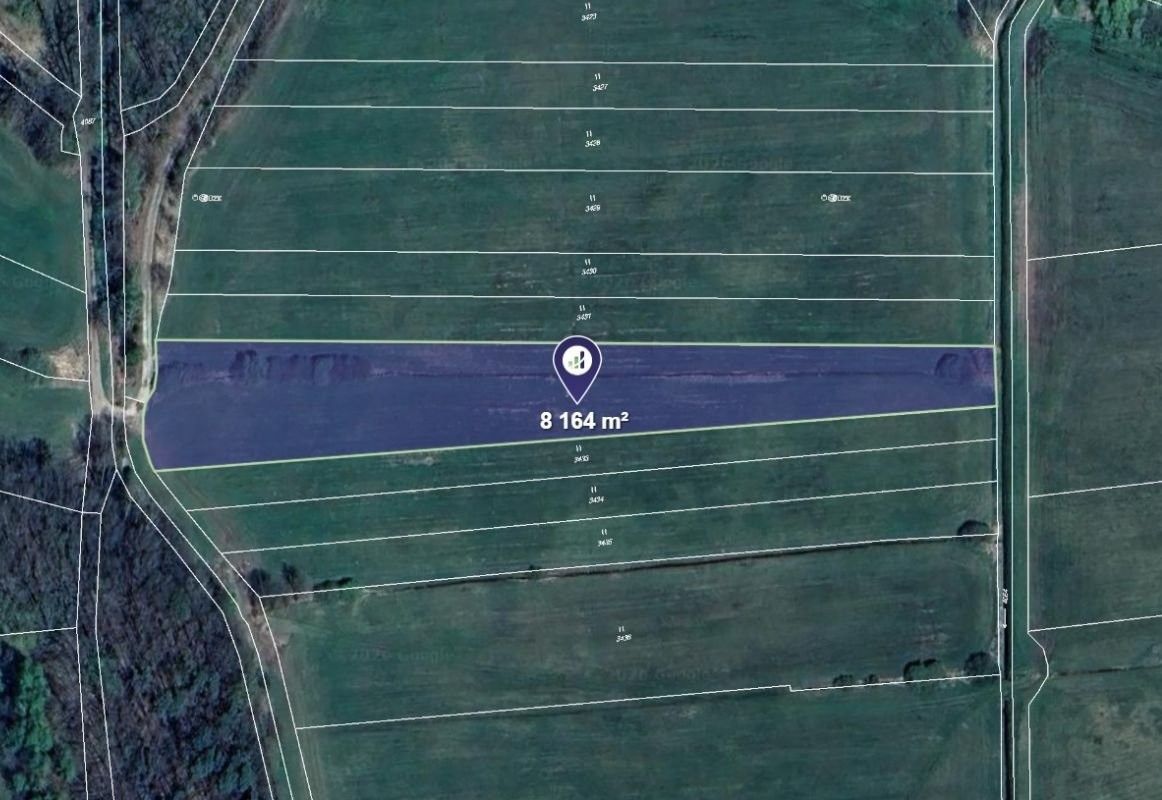 Louky, Dříteň, 8 164 m²