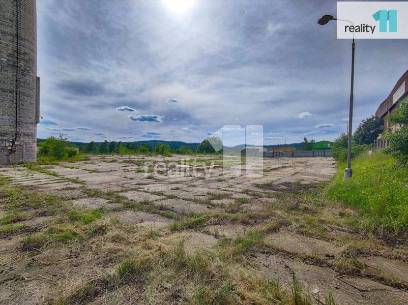 Pronájem komerční pozemek - Strašice, 2 248 m²