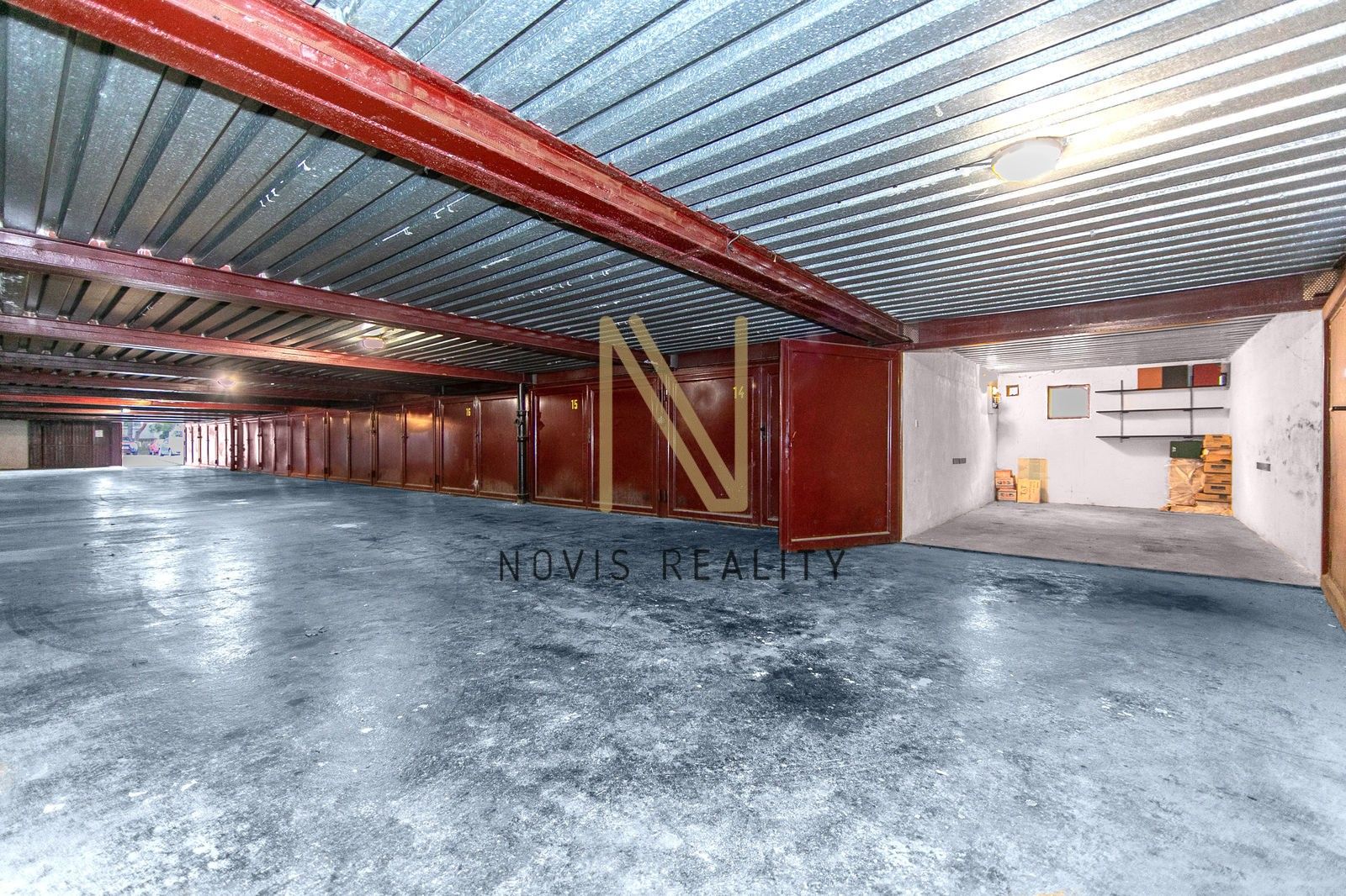 Garáže, Pecháčkova, Plzeň, 15 m²