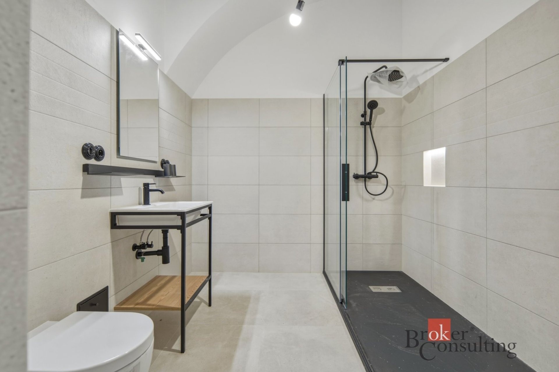 Byt 2+kk · 88 m² · Slavíkova, Jince - 4