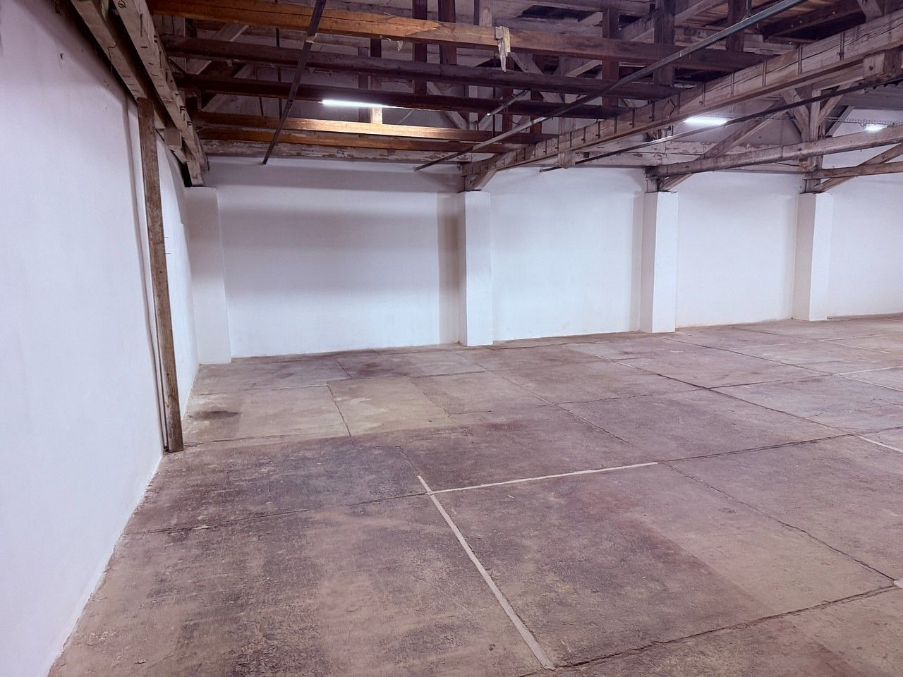 Pronájem sklad - Krnov - Pod Cvilínem, okres Bruntál, Moravskoslezský kraj, 185 m² - 5