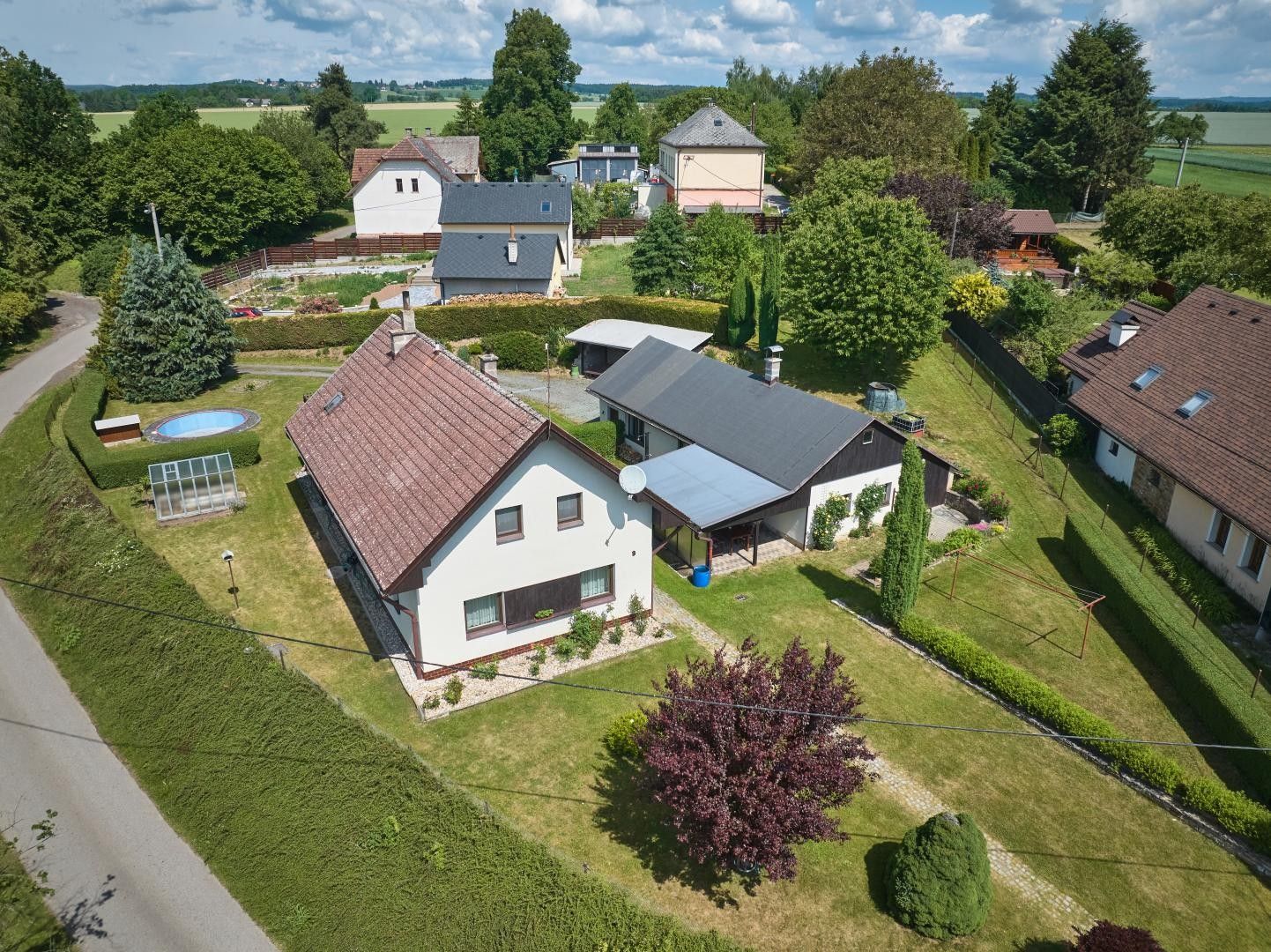 Rodinné domy, Vestec, 158 m²