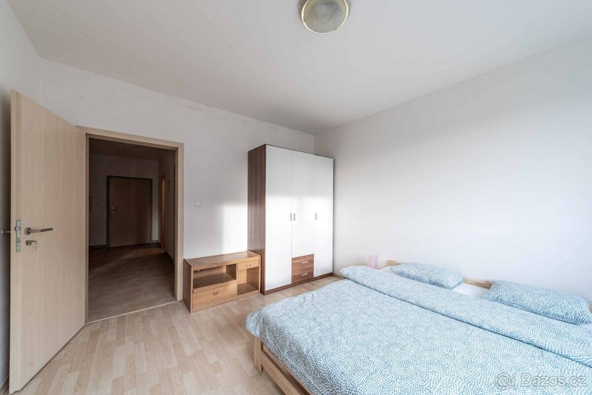 Pronájem byt - Praha, 102 00