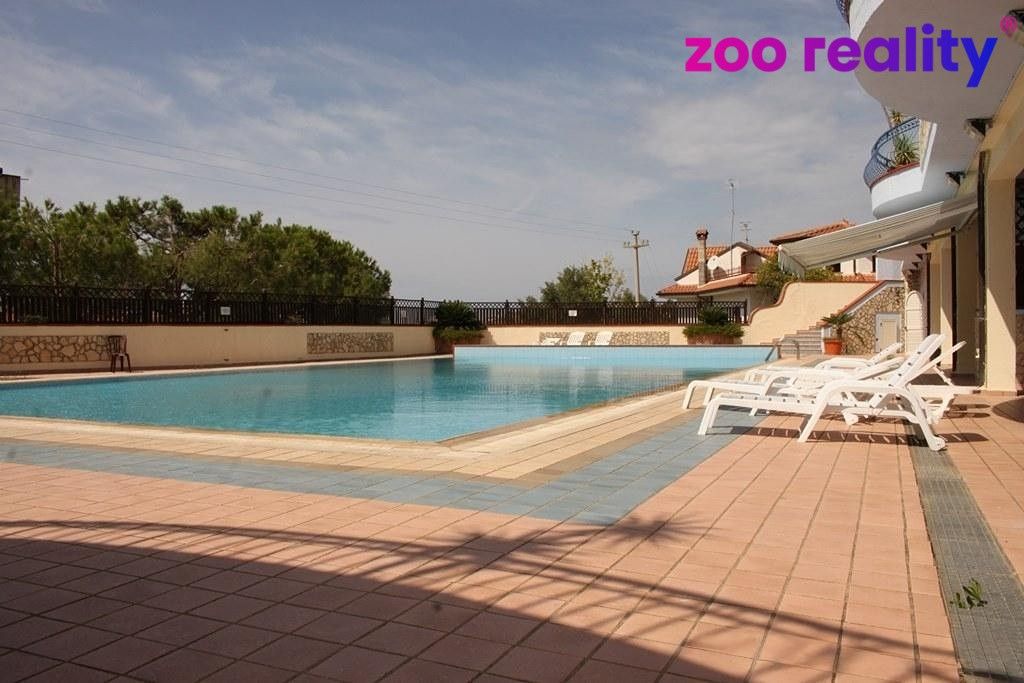 Prodej byt - 987 66, Zahraničí