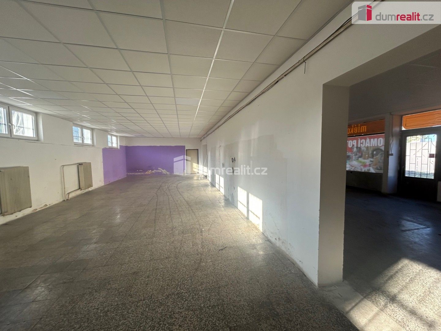 Pronájem obchodní prostory - Třídvorská, Kolín, 324 m²