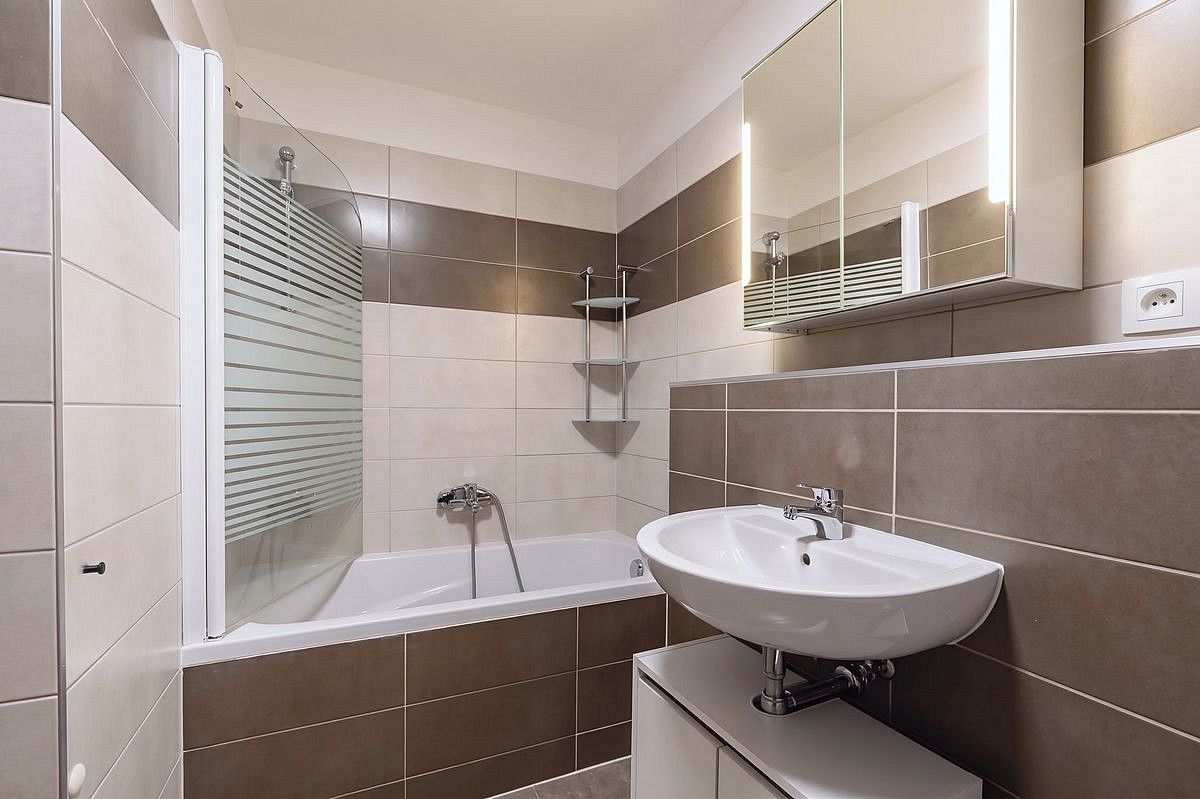 Prodej byt 1+kk - Hostivice, okres Praha-západ, Středočeský kraj, 94 m² - 5