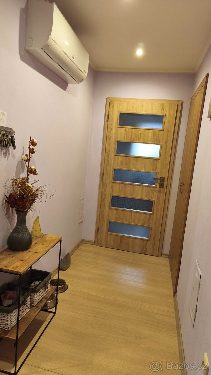 Byty, Strážnice, 696 62