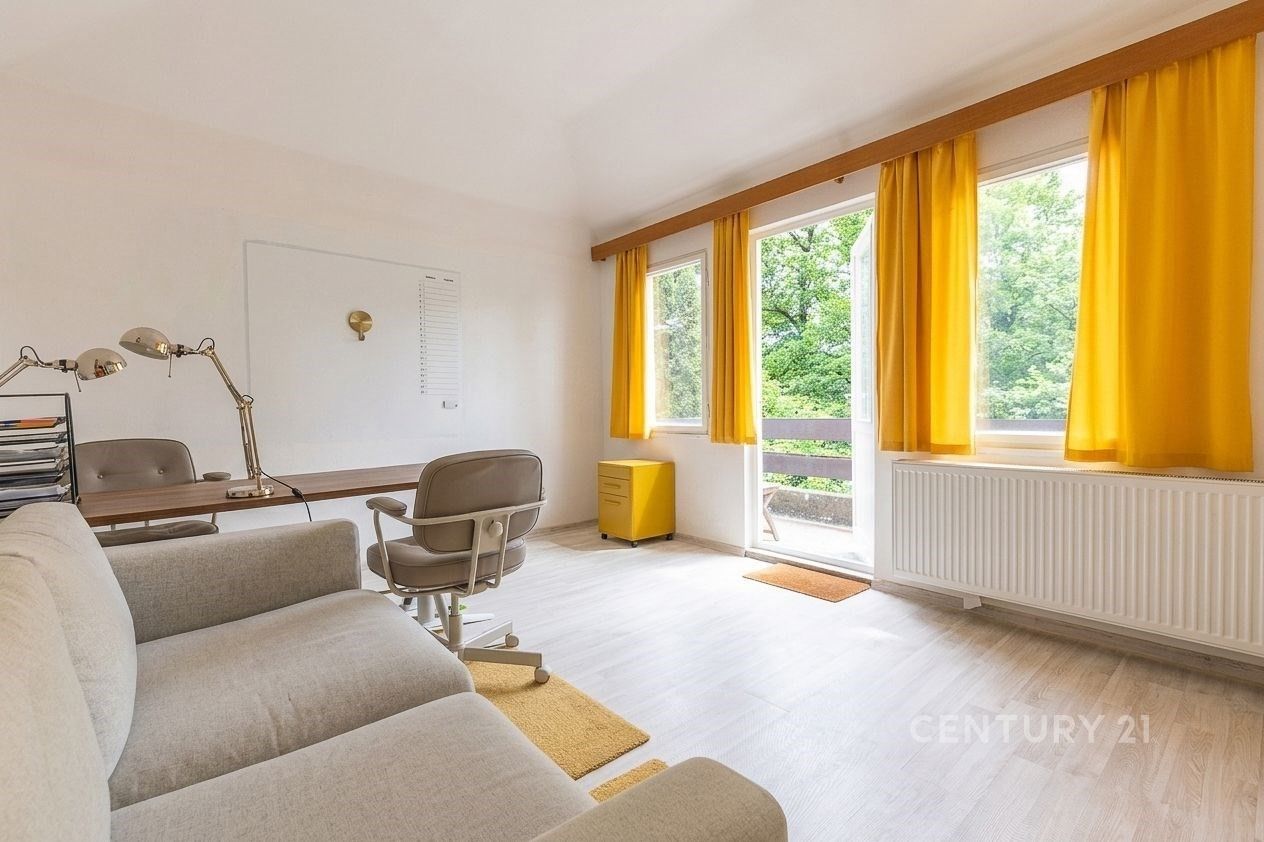 Vila · 260 m² · V lučinách  , Praha Hodkovičky - 4