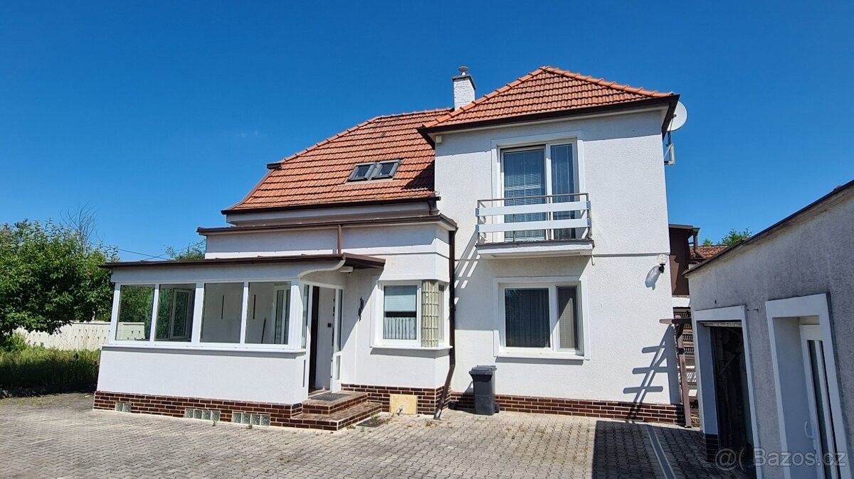 Rodinné domy, Měšice u Prahy, 250 64