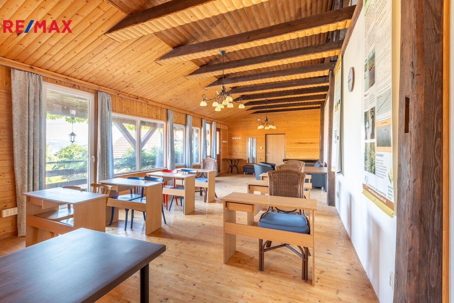 Prodej komerční - Obora, 800 m²