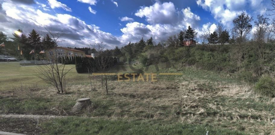 Prodej pozemek pro bydlení - Rohatec, 696 01