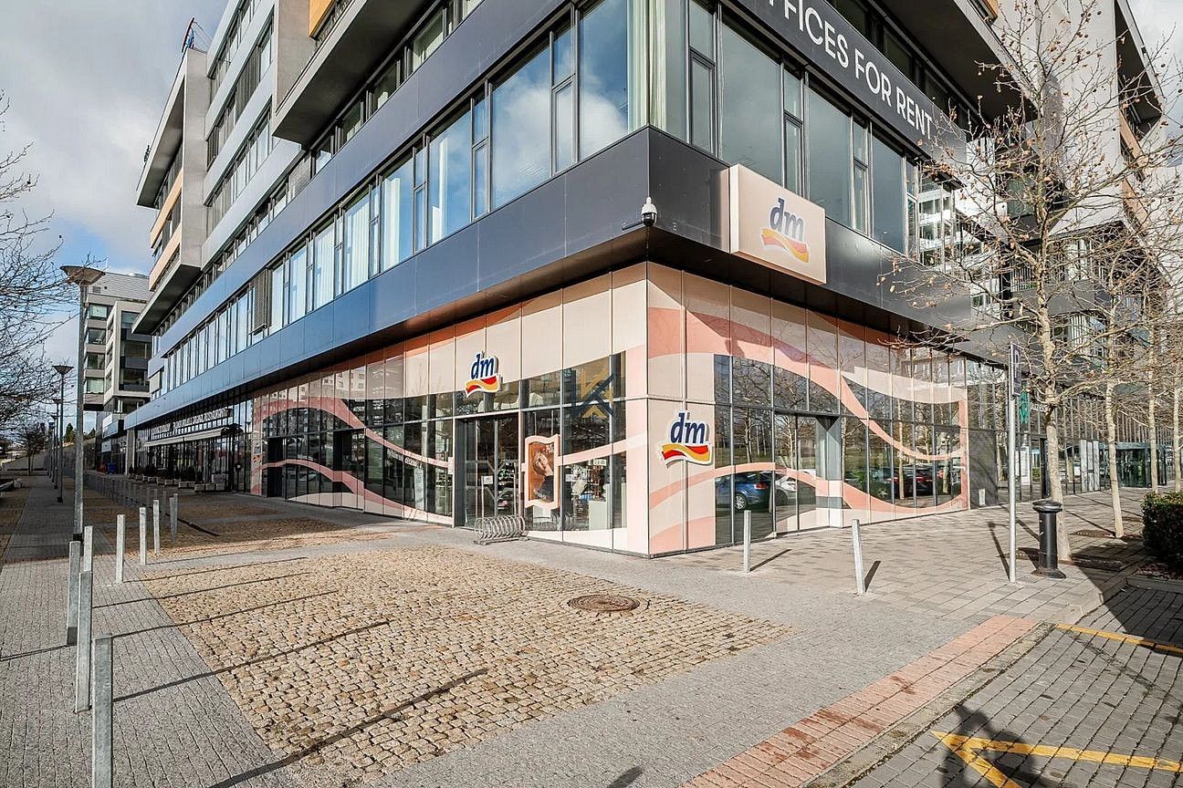 Obchodní prostory · 146 m² · Praha - Stodůlky, okres Praha 13, Hlavní město Praha - 3