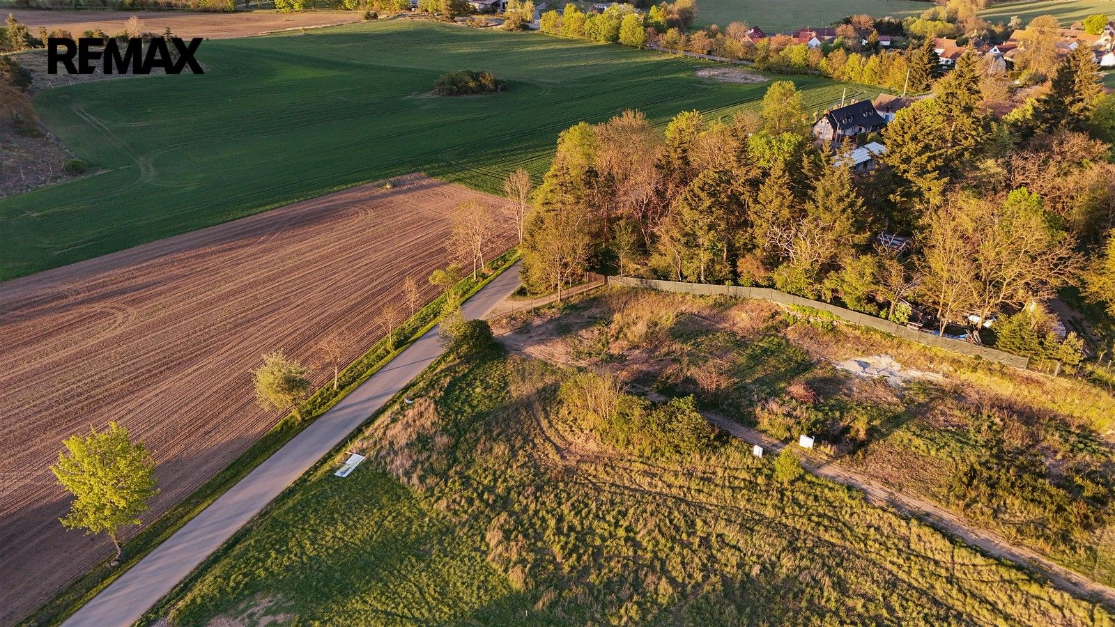 Pozemky pro bydlení, Milešov, 1 030 m²