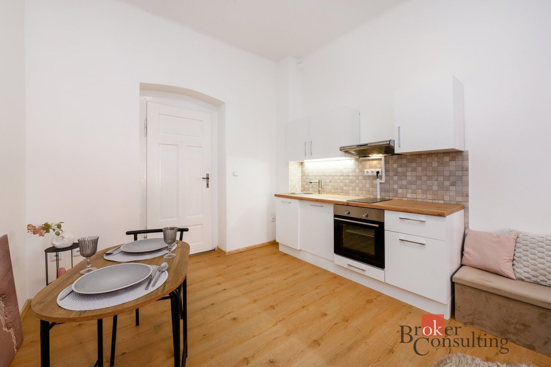 Prodej byt 1+kk - Krátká, Plzeň, 27 m² - 5