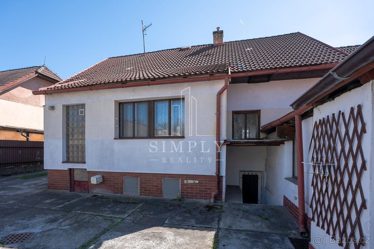 Dům – Čelákovice, FV - Plast, a.s., Záluží – pohled 3