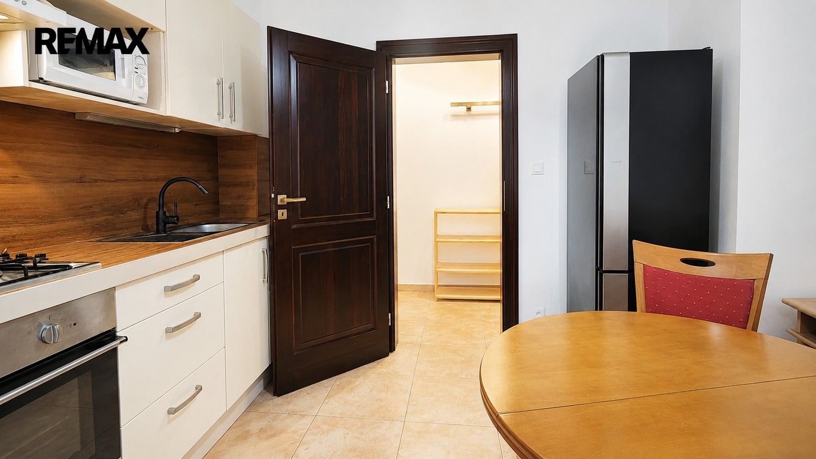 Byt 2+1 · 62 m² · Lázeňská 543, Karlovy Vary - 3
