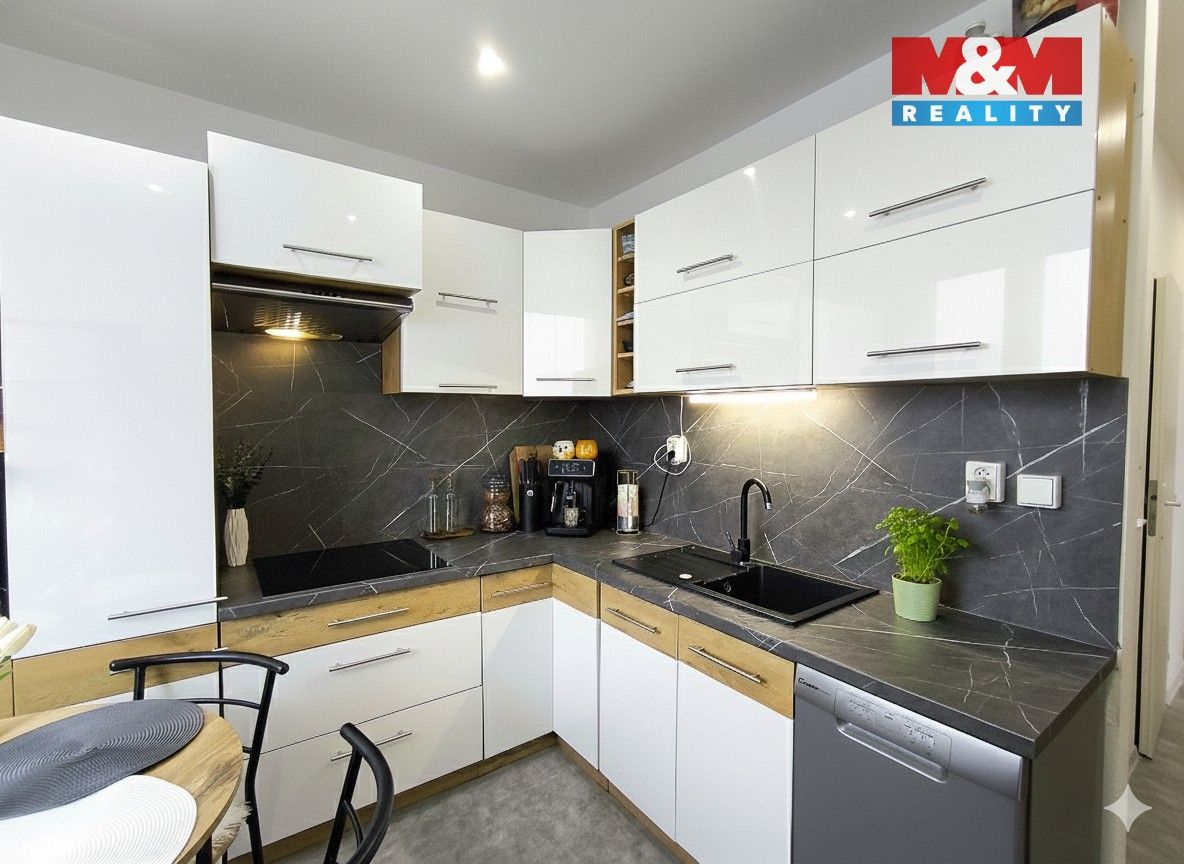 Prodej byt 3+1 - F. S. Tůmy, Orlová, 63 m²