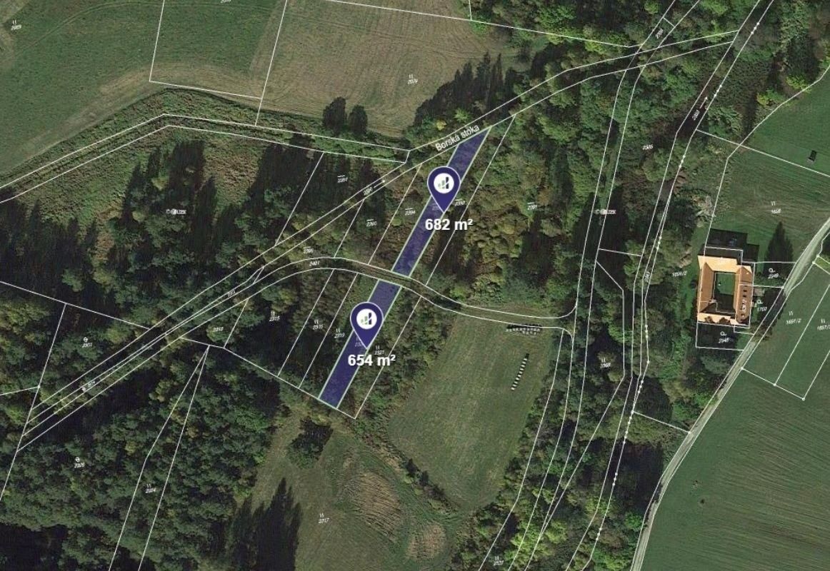 Rybník, 1 336 m²