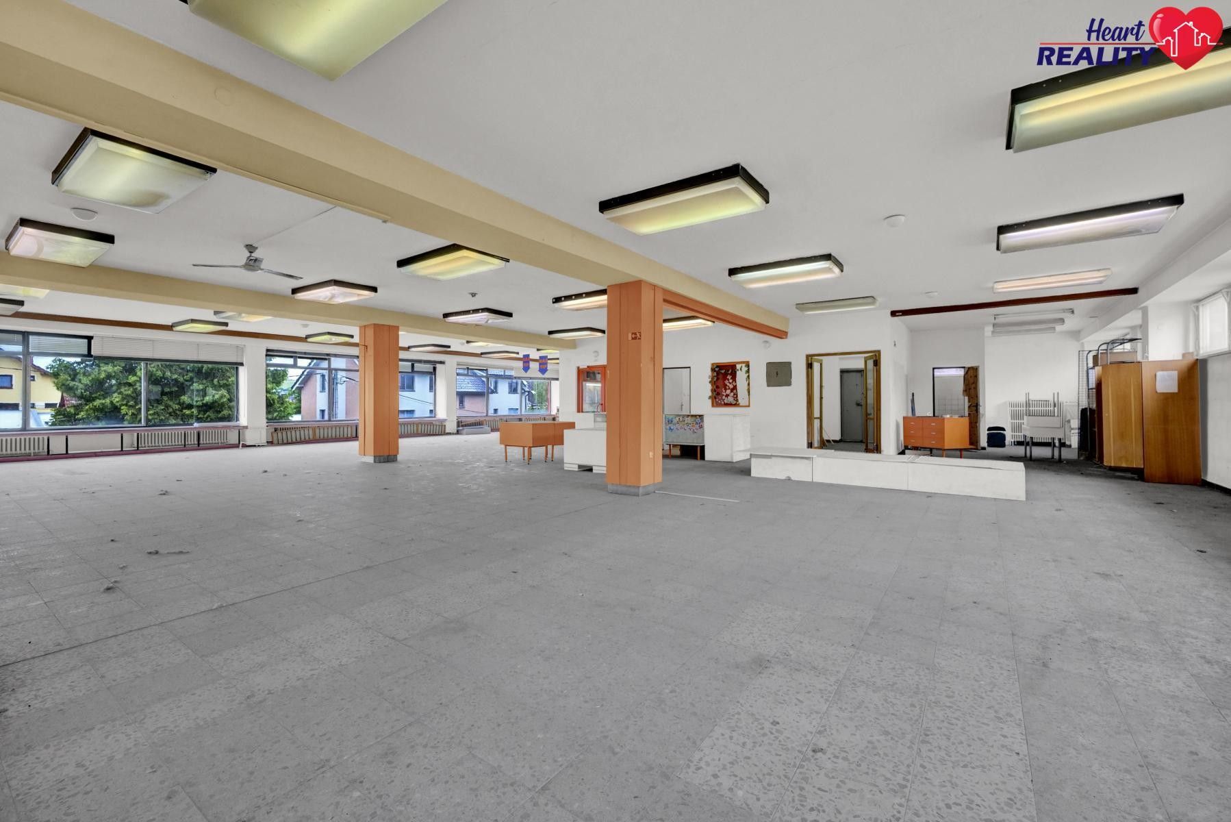 Obchodní prostory · 1 480 m² · Komenského, Vítkov - 3