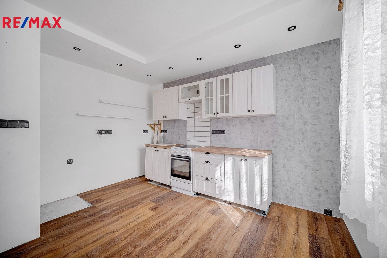 Prodej chata - Radeč, Úpice, 90 m²