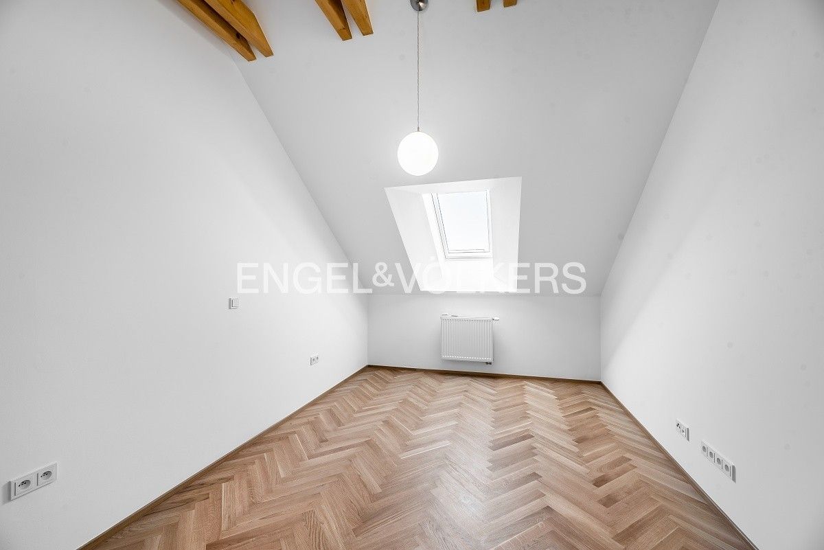 Pronájem byt 3+kk - Růžová 951, Praha Nové Město, 79 m² - 5