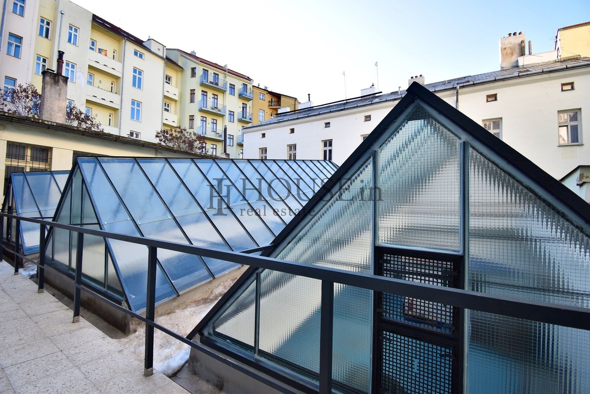 Sklady, Husitská, Praha, 485 m²