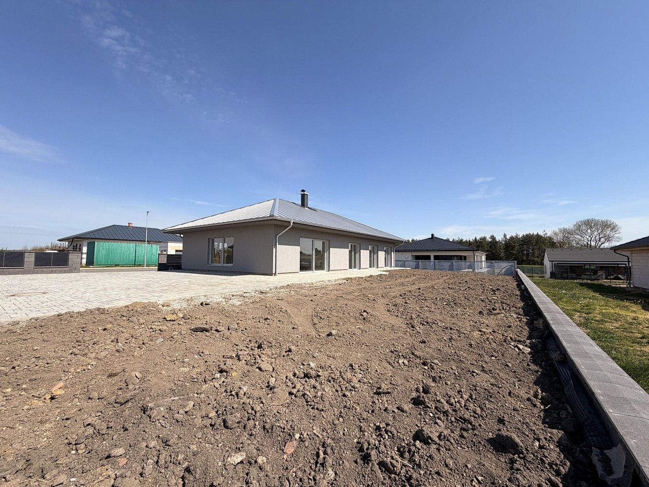 Rodinné domy, Sukorady, 200 m² - 2