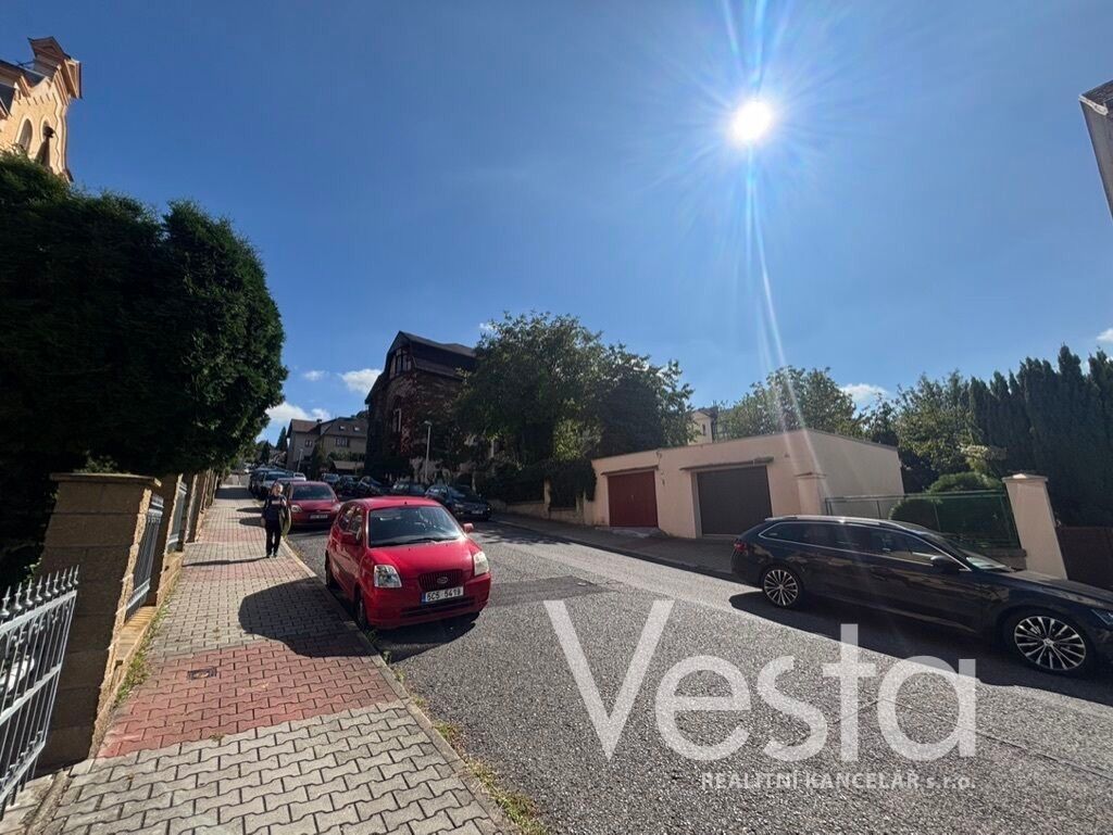 Garáže, Vrchlického , Děčín, 31 m² - 2