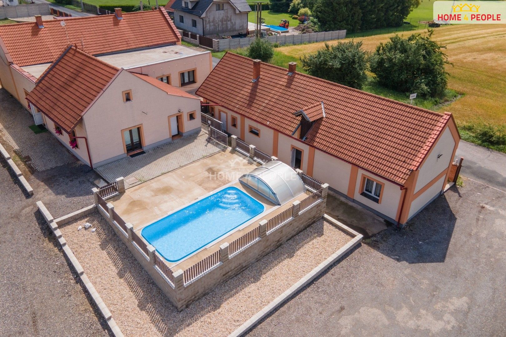 Rodinné domy, Mělnická, Všetaty, 558 m² - 1