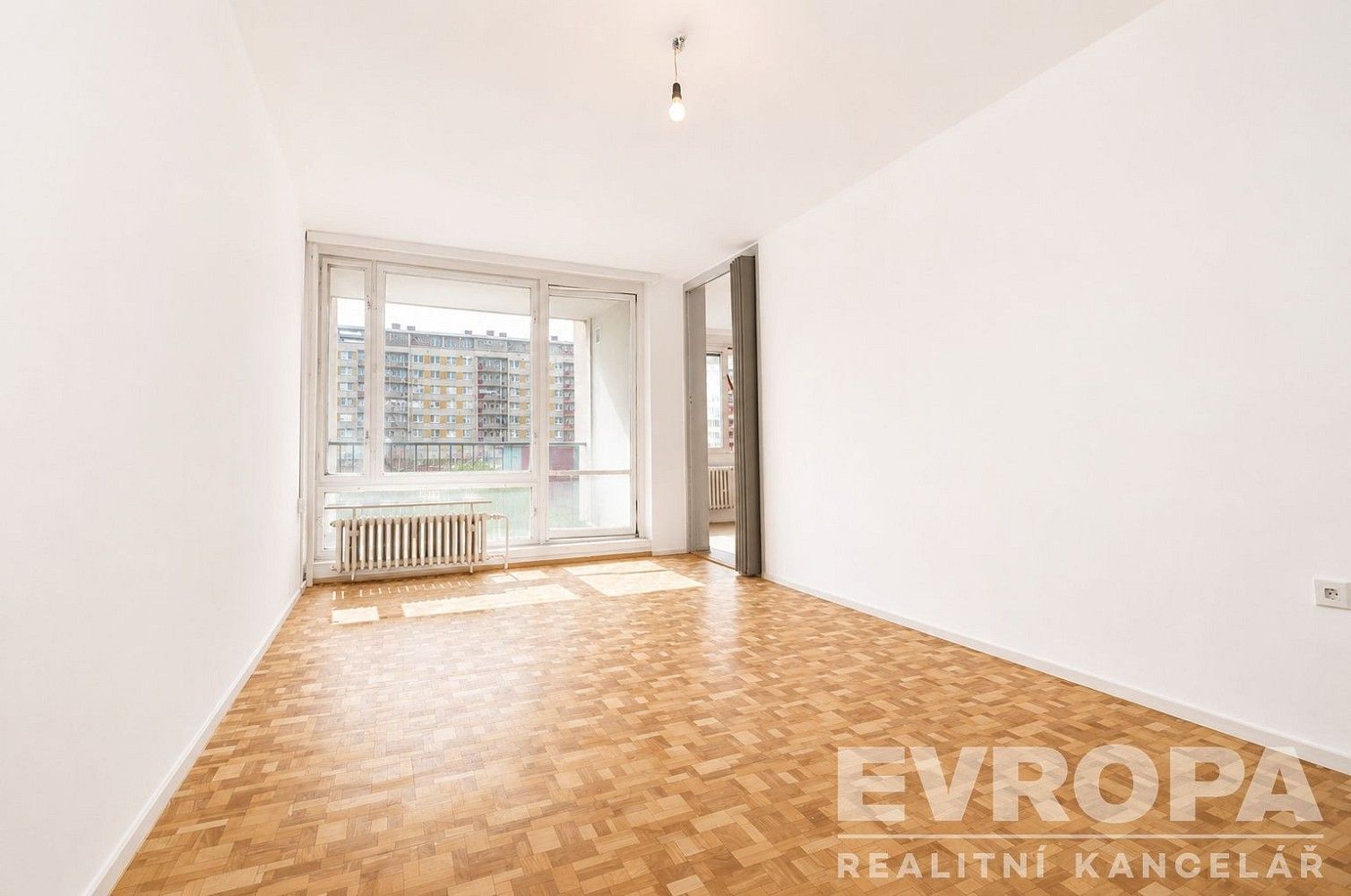 Byt 2+1 · 62 m² · Praha - Kobylisy, okres Praha 8, Hlavní město Praha - 4