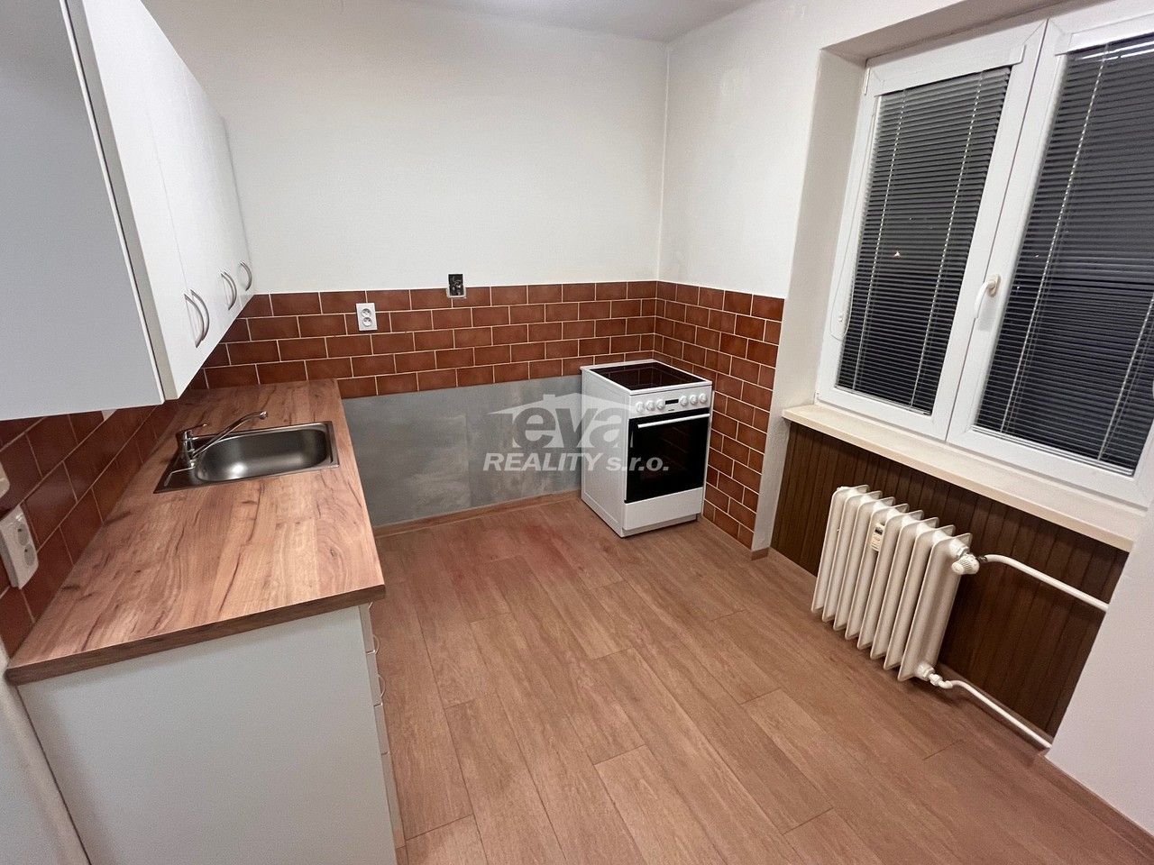 2+1, Matěje Červenky, Čelákovice, 47 m²