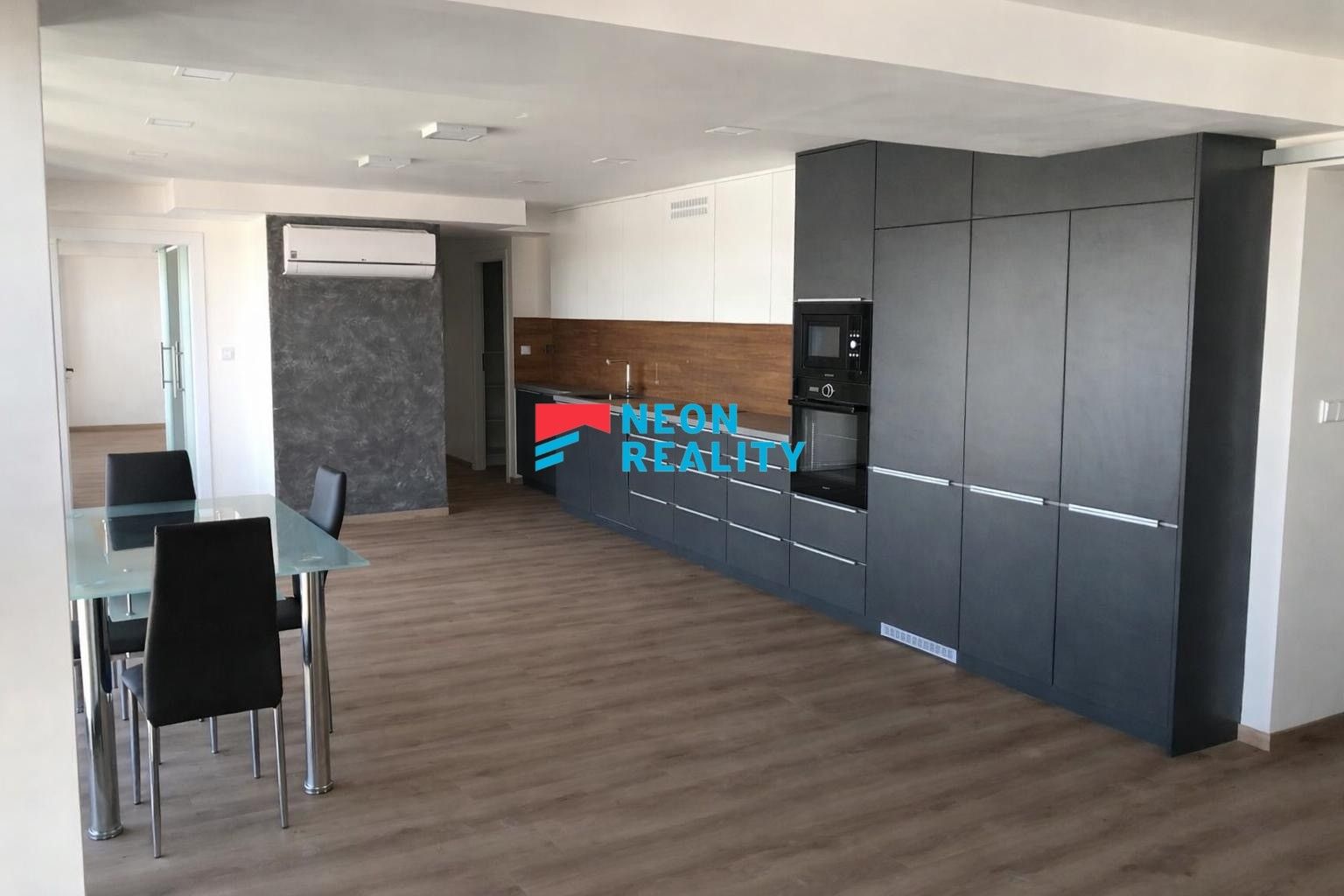 3+kk, Vršovců, Ostrava, 115 m²