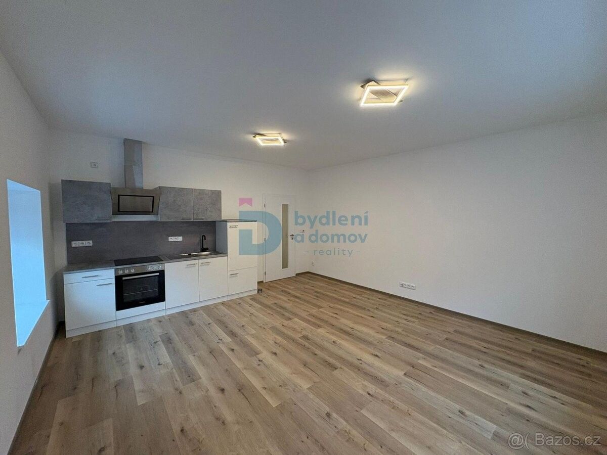 Byty, Nezamyslice u Prostějova, 798 26