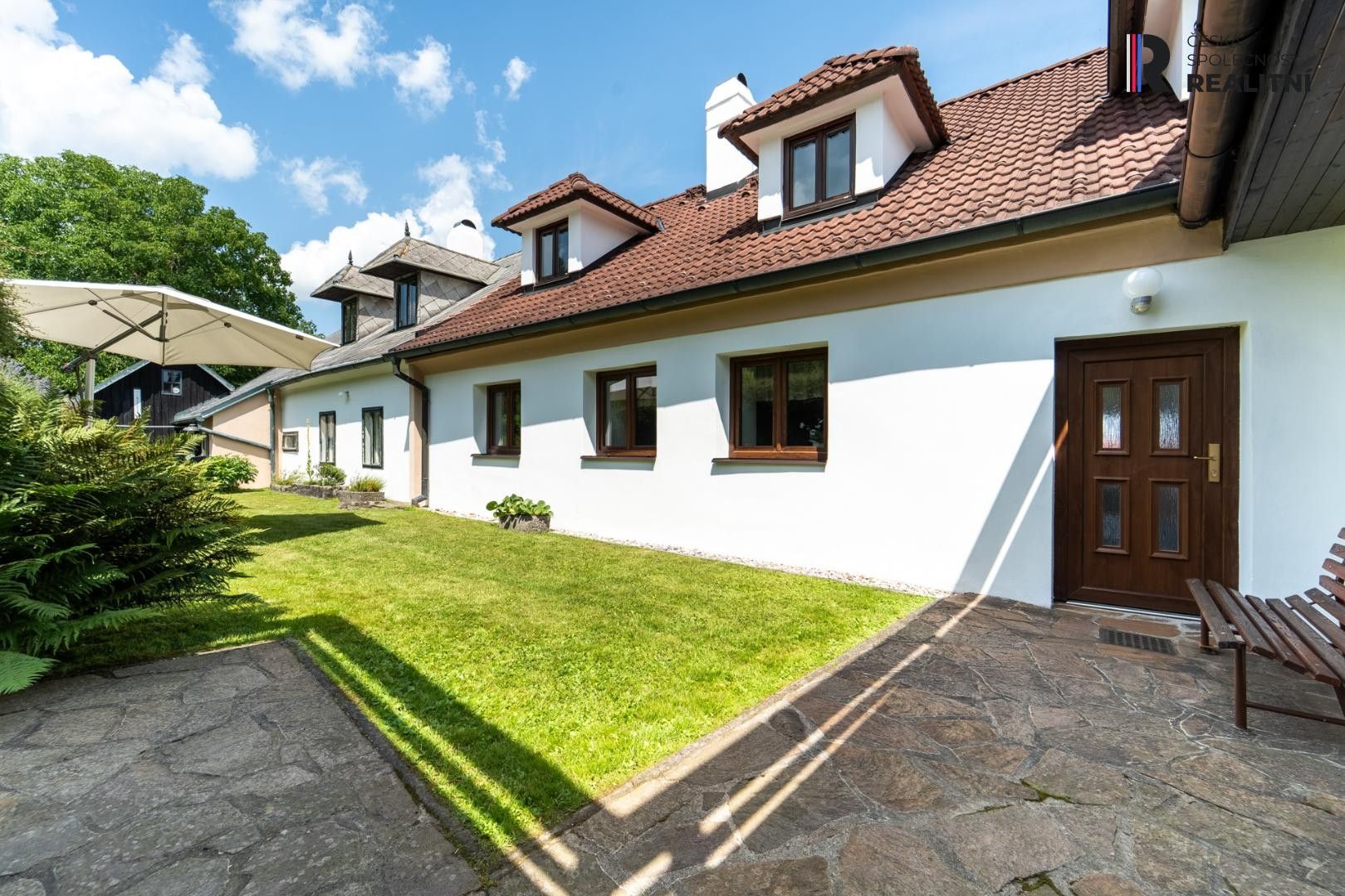 Rodinné domy, Dobrá Voda, Horní Stropnice, 387 m²