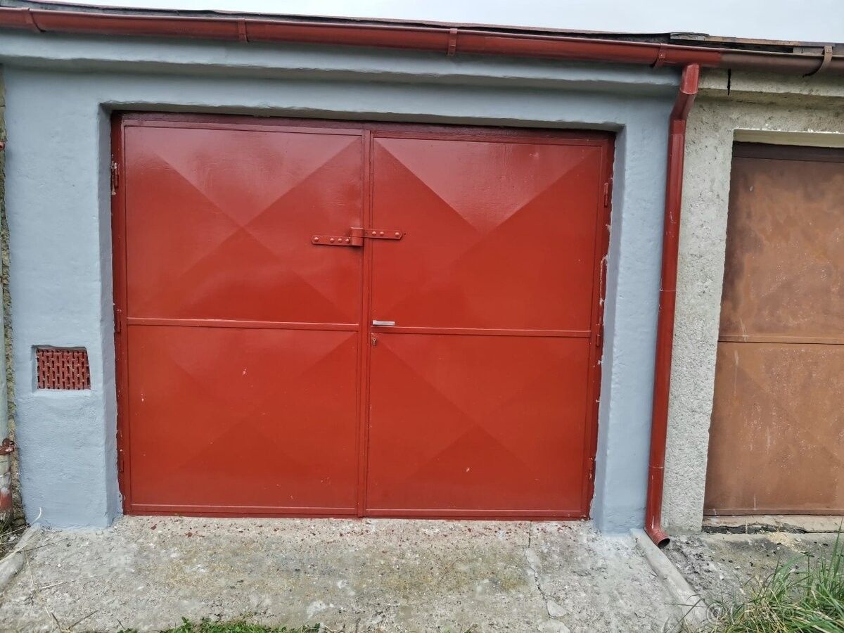 Garáže, Kolín, 280 02