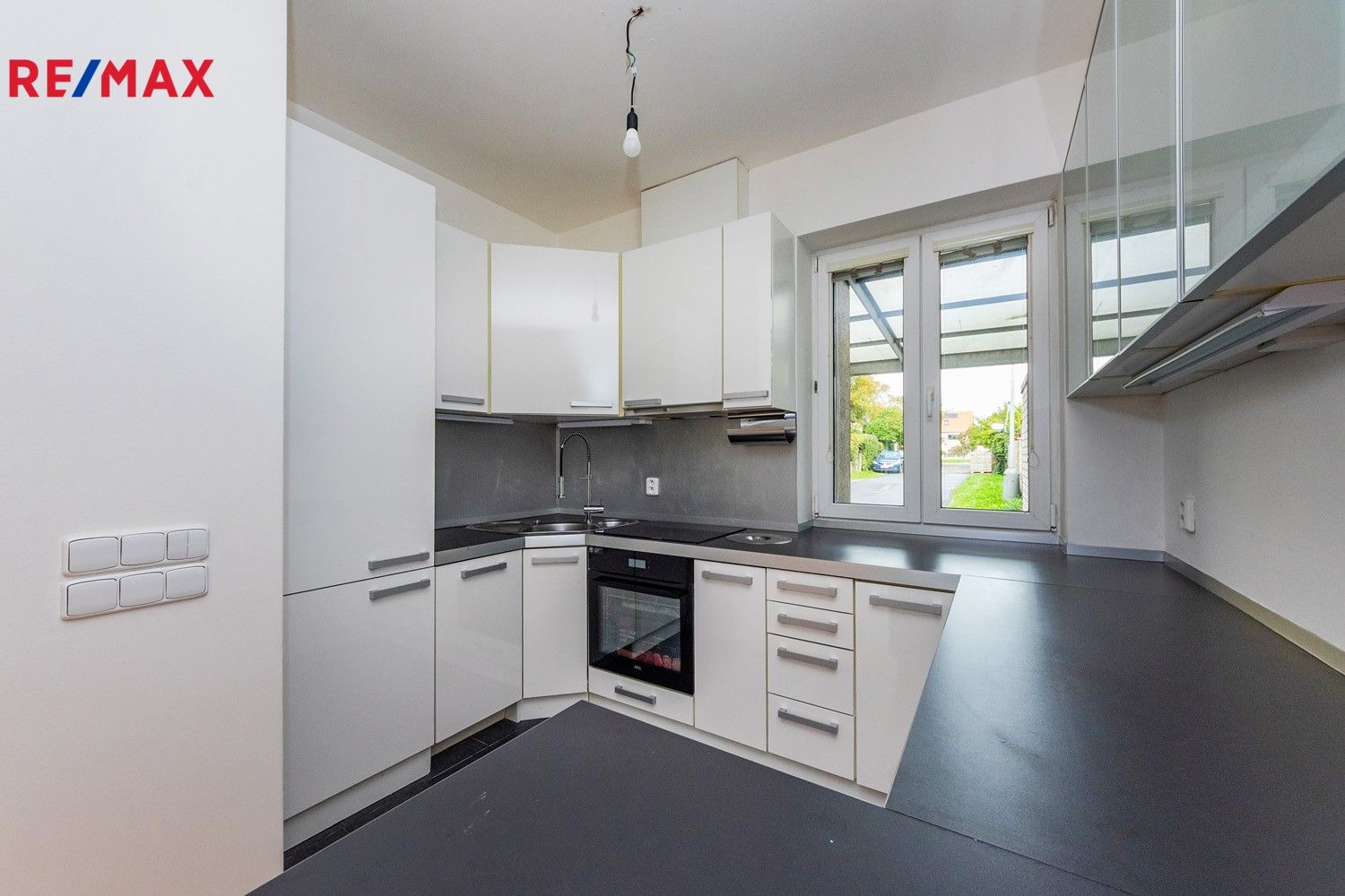 Pronájem rodinný dům - Jižní VII, Praha, 160 m²