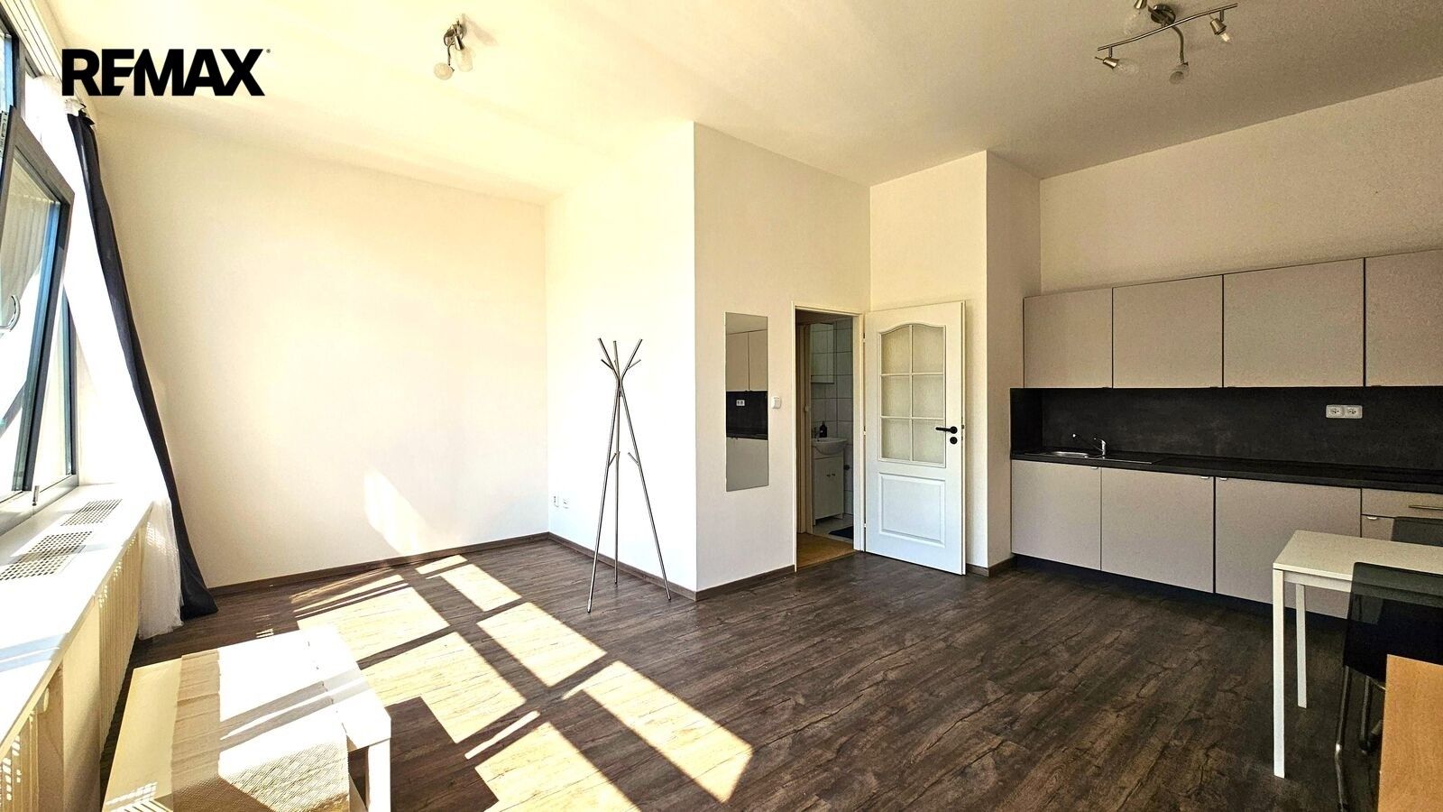 1+kk, Tádžická 1424, Praha Vršovice, 33 m² - 2